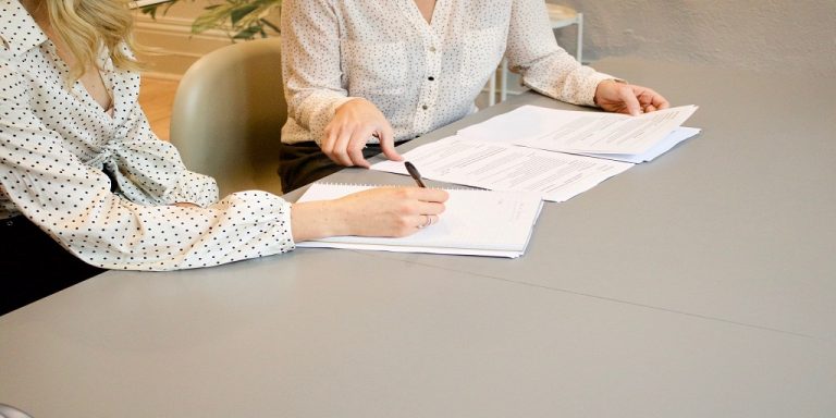 The Basics of Small Business Contracts Lawyers in Calgary