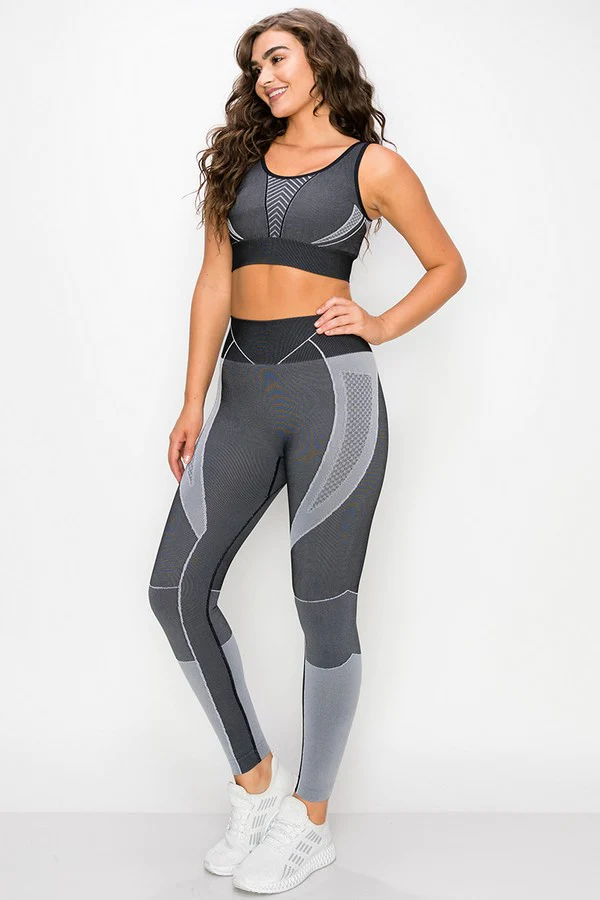 LEGGINGS WITH ZIPPER POCKETS