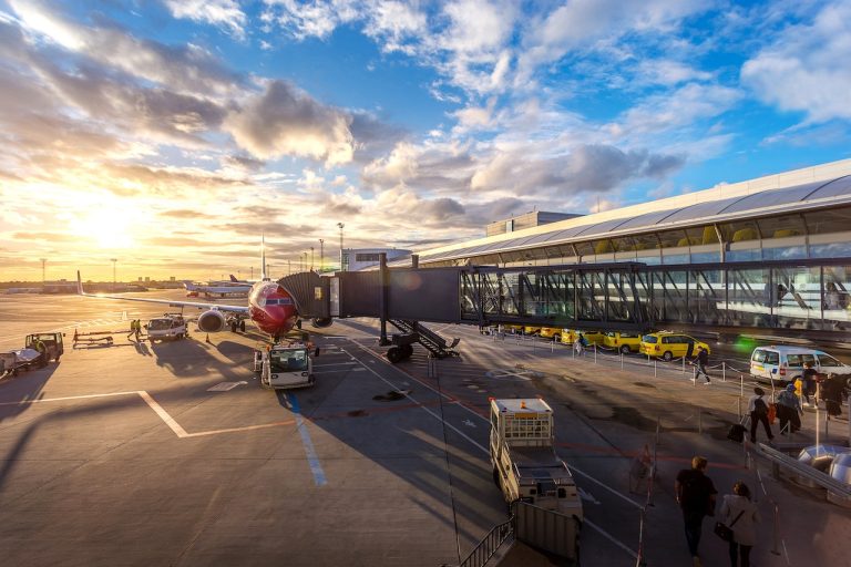 Brisbane airport to Sunshine Coast