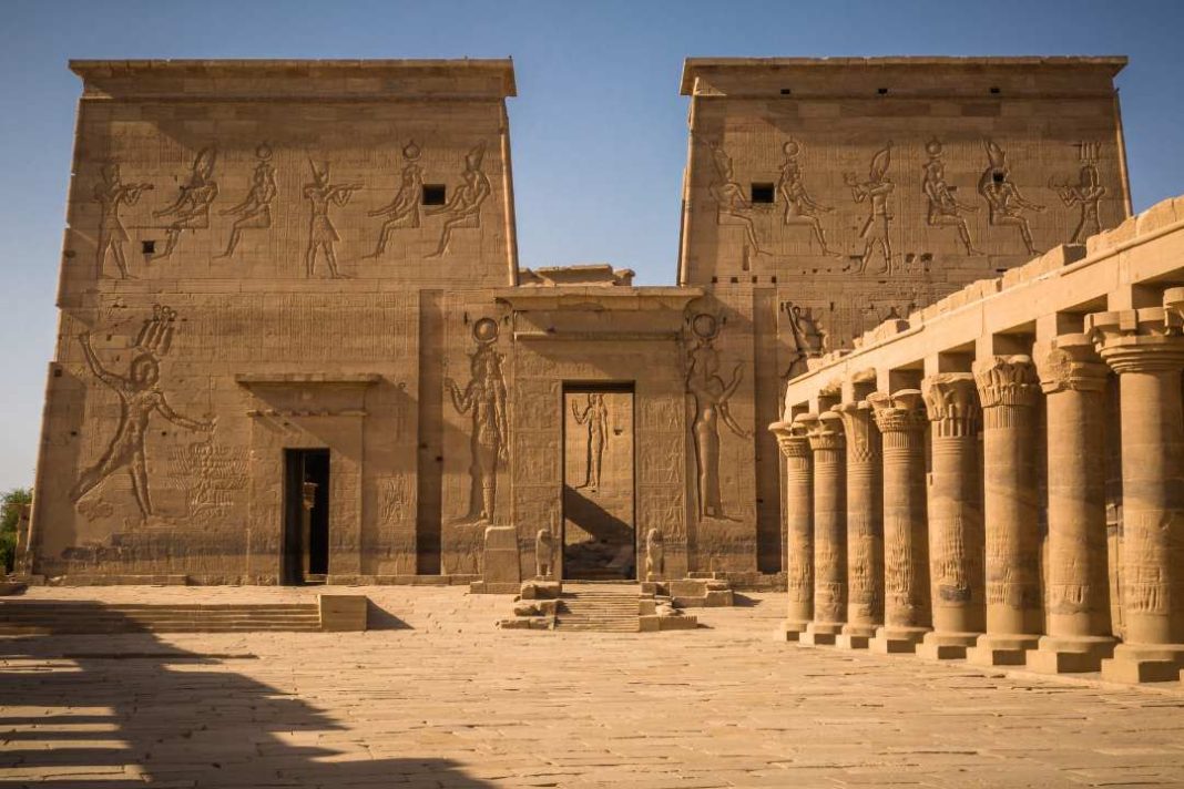 How to Explore the History and Culture of Egypt