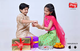 12 Splendid Raksha Bandhan Gifts To Make Your Brother Feel Special